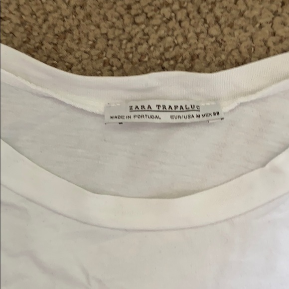 Zara Graphic T-Shirt - Picture 2 of 2